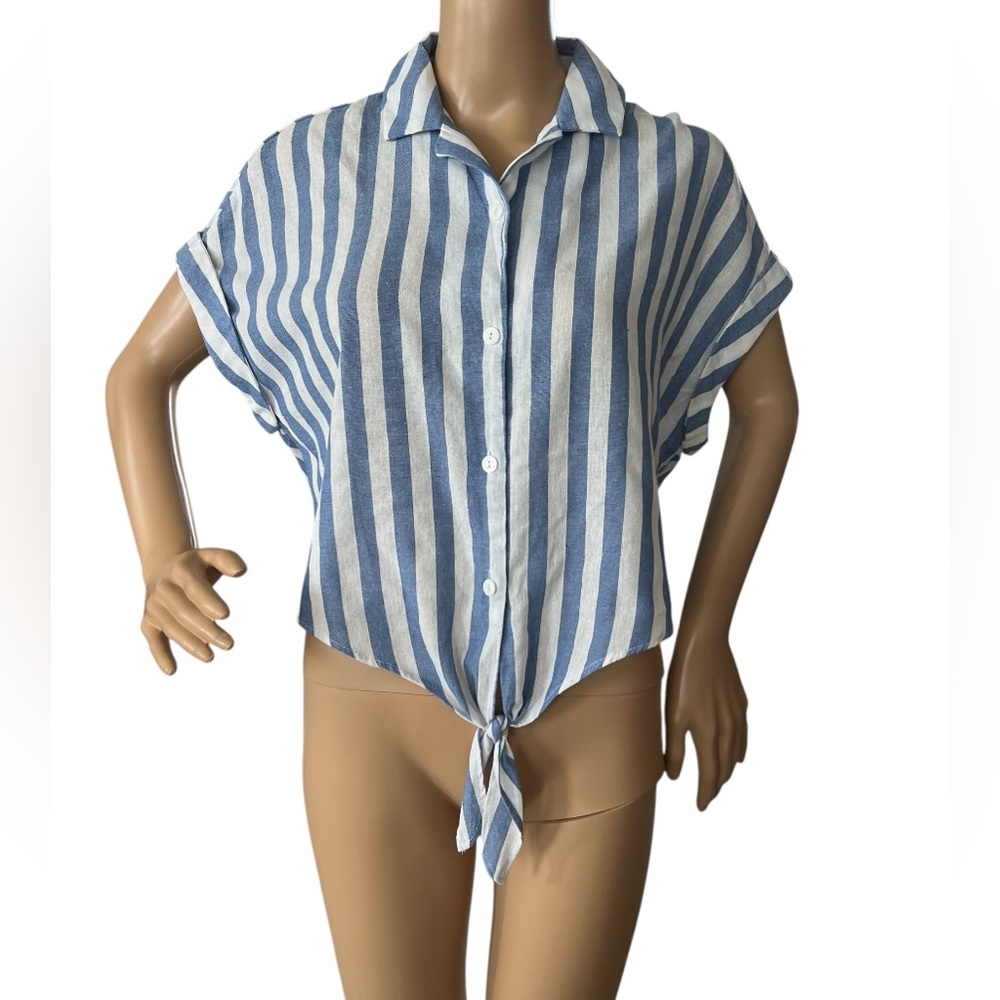 SHEIN Tie Hem Striped Blouse